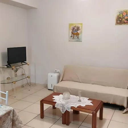 δεσποτικό στο άλσος δραμεσίου